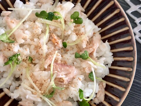 魚の干物で混ぜ込み寿司